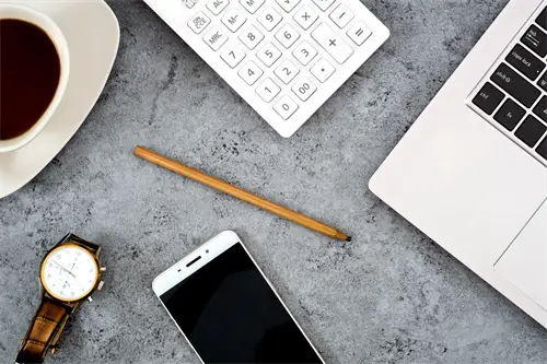 大学结婚那怎么生活